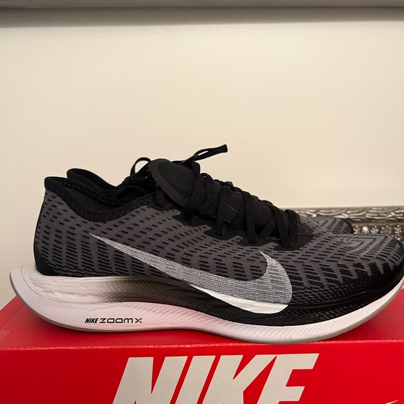 Nike Pegasus 7 Pegasus Turbo 2 Black
White Gunsmoke ( Like New) - Picture 2 of 7